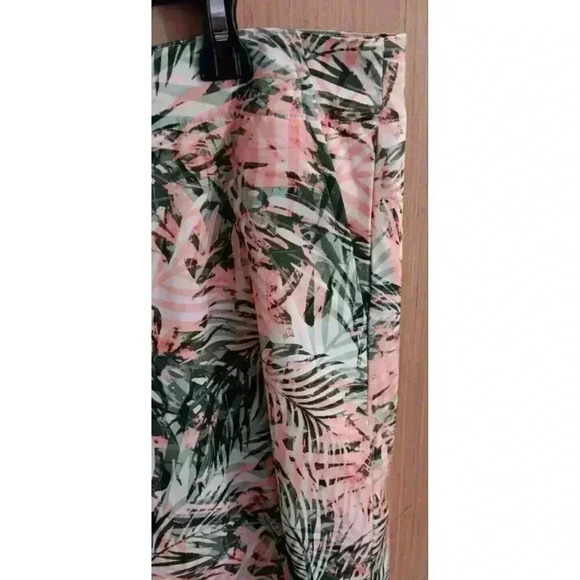 Lady Hagan (12)‎ Peach/Green Tropical Print Athletic TennisGolf Skort Women's - Picture 2 of 9
